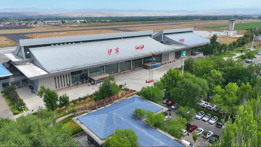 最新资讯与资深专家评论,助您把握业界动态